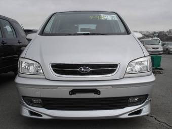 2003 Subaru Traviq Pictures