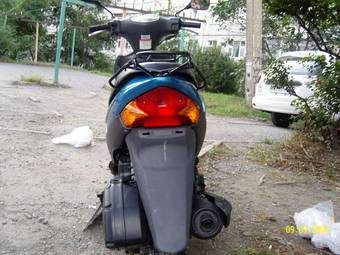 2004 Suzuki Address Images