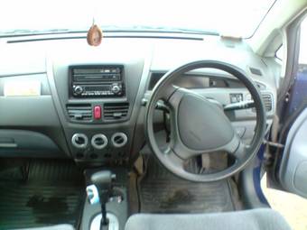 2002 Suzuki Aerio Sedan Pictures