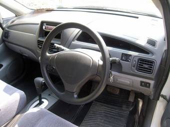 2003 Suzuki Aerio Sedan Pictures