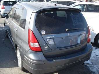 2004 Suzuki Aerio Sedan Images