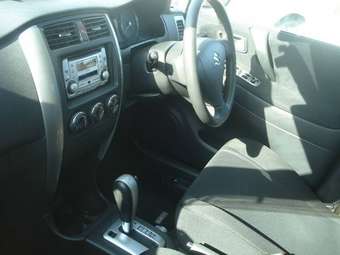 2004 Suzuki Aerio Sedan Pictures