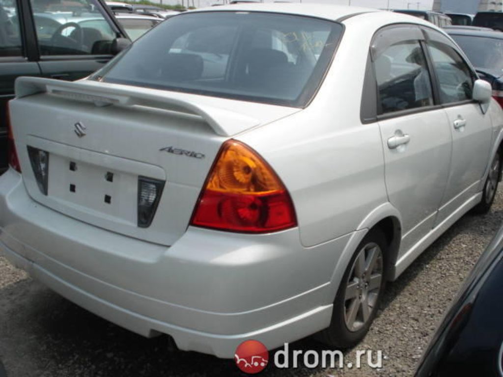 2005 Suzuki Aerio Sedan