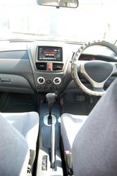 2001 Suzuki Aerio Wagon Pictures