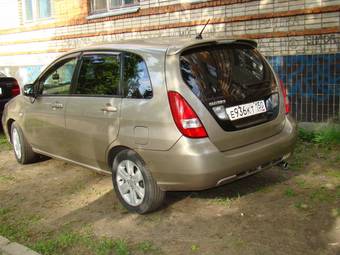 2001 Suzuki Aerio Wagon Photos