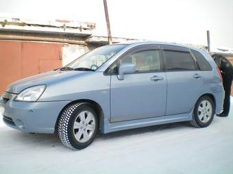 2002 Suzuki Aerio Wagon Pictures