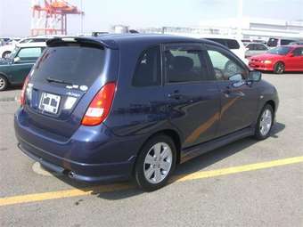 2003 Suzuki Aerio Wagon Photos