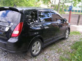 2003 Suzuki Aerio Wagon Pictures