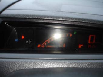 2003 Suzuki Aerio Wagon Pictures