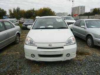 2003 Suzuki Aerio Wagon Photos