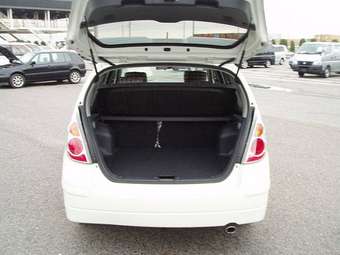 2005 Suzuki Aerio Wagon Pictures