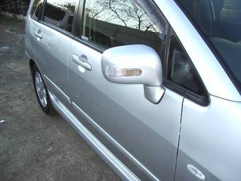 2005 Suzuki Aerio Wagon Pictures