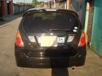 2005 Suzuki Aerio Wagon Photos