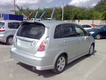 2005 Suzuki Aerio Wagon Photos