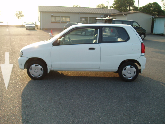 1999 Suzuki Alto Photos