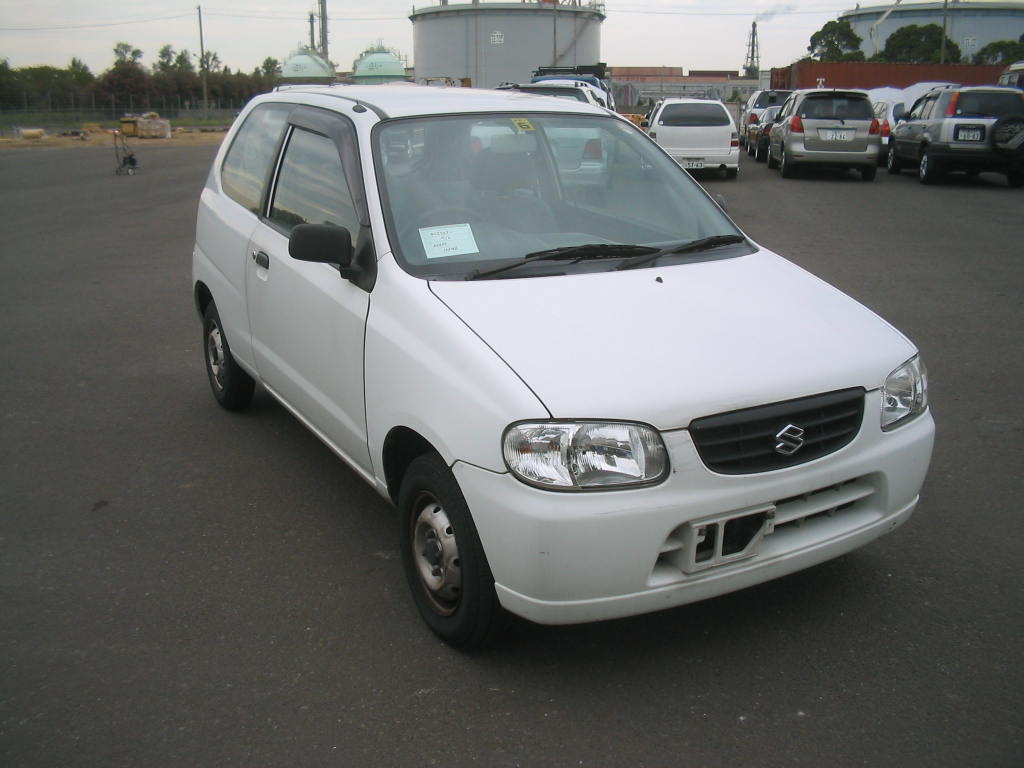 2001 Suzuki Alto Pictures