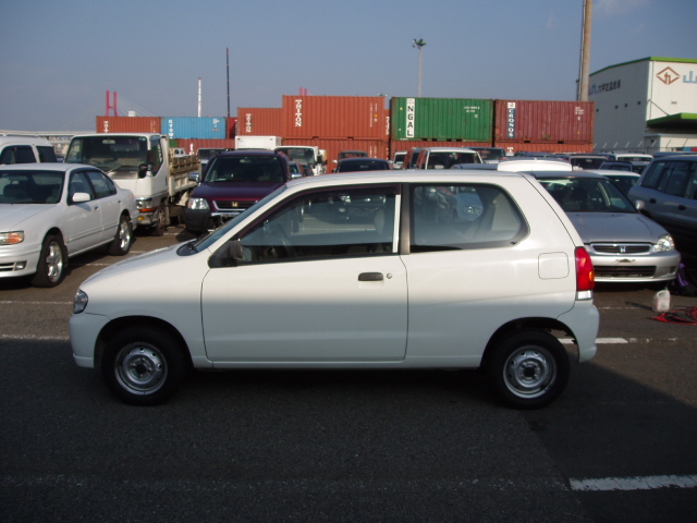 2001 Suzuki Alto Images