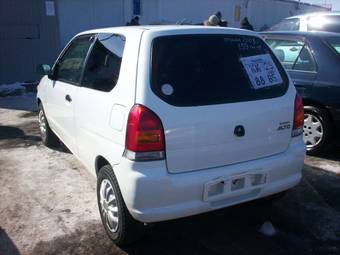 2002 Suzuki Alto Pictures