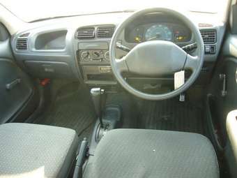 2004 Suzuki Alto Pictures