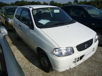 2004 Suzuki Alto Photos