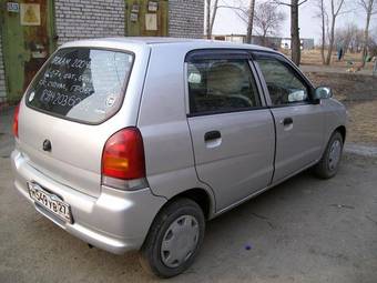 2004 Suzuki Alto Photos