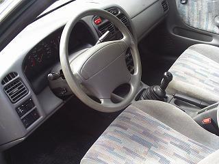 1998 Suzuki Baleno Pictures