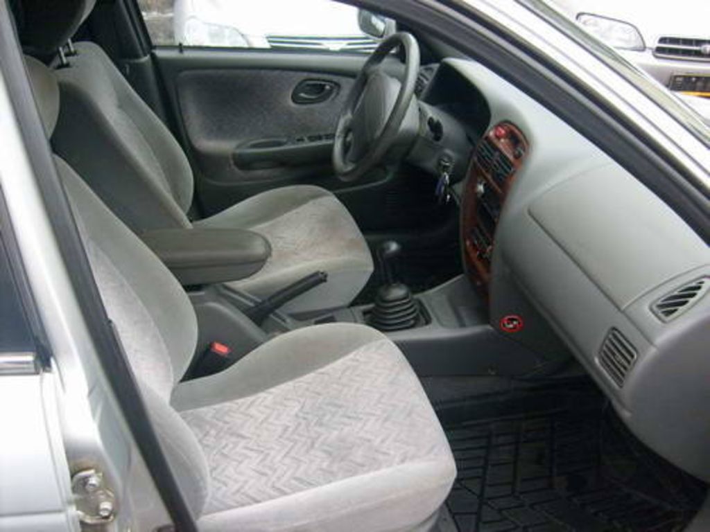 1999 Suzuki Baleno