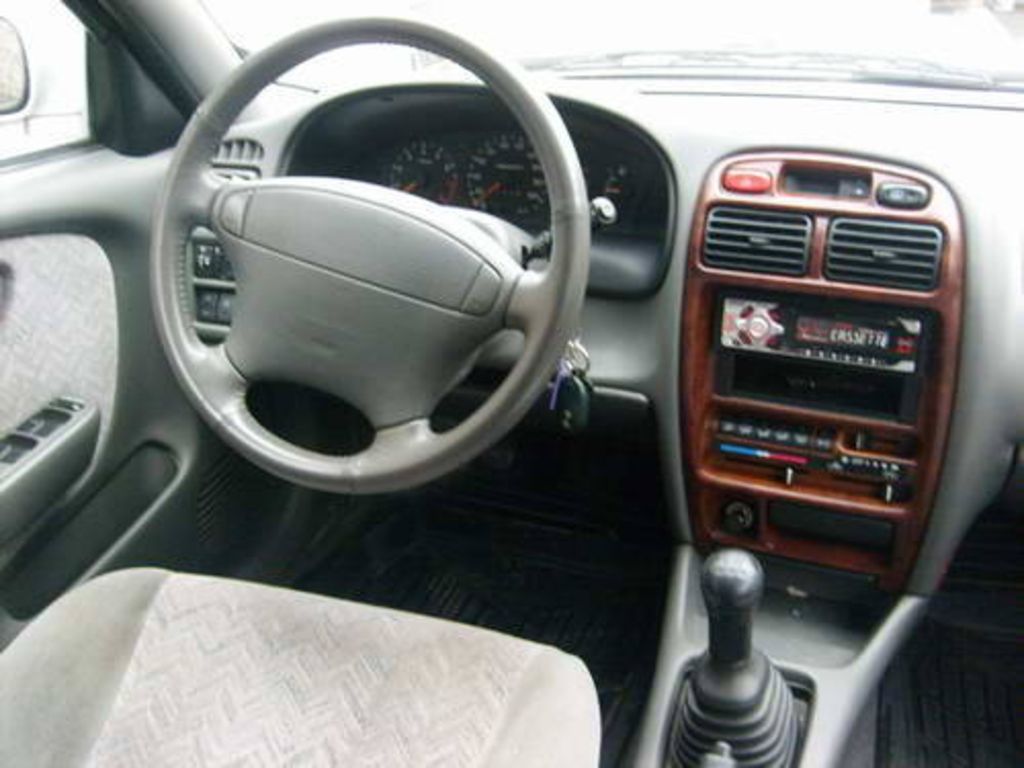 1999 Suzuki Baleno