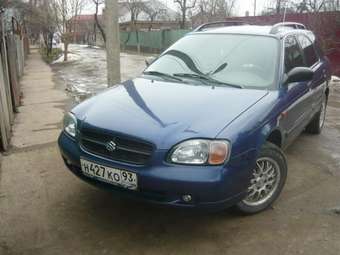 1999 Suzuki Baleno Pictures