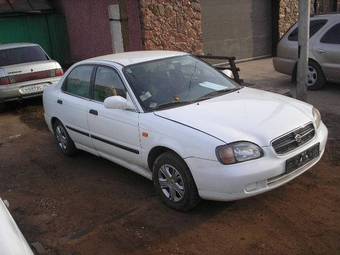 1999 Suzuki Baleno Pictures