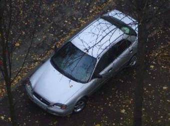 1999 Suzuki Baleno Photos