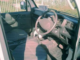 2004 Suzuki Carry Truck Pics