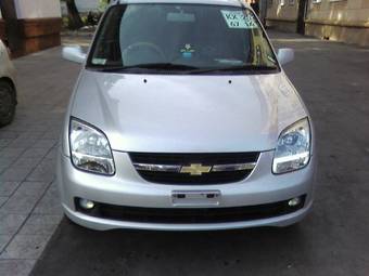 2001 Suzuki Chevrolet Cruze Photos