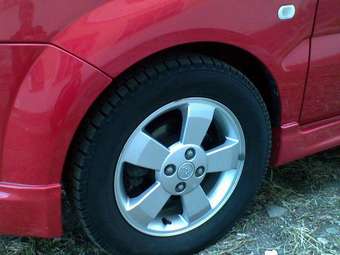 2002 Suzuki Chevrolet Cruze Pictures