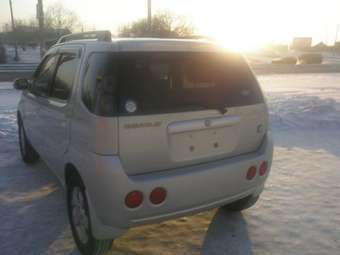 2002 Suzuki Chevrolet Cruze Pictures