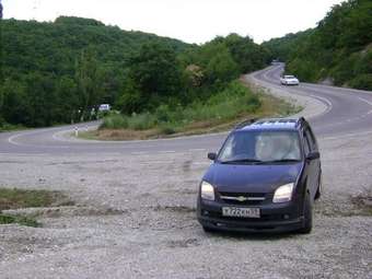2002 Suzuki Chevrolet Cruze Images