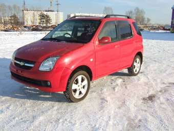 2002 Suzuki Chevrolet Cruze Photos