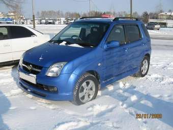 2002 Suzuki Chevrolet Cruze Pics