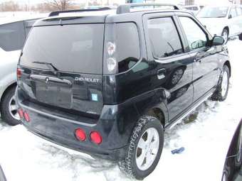 2002 Suzuki Chevrolet Cruze Photos