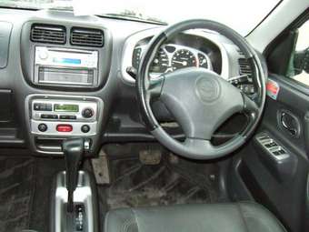2002 Suzuki Chevrolet Cruze Pictures