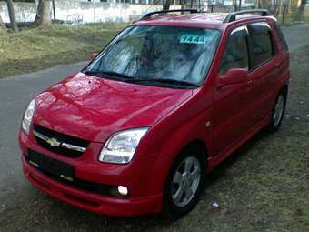 2002 Suzuki Chevrolet Cruze Photos