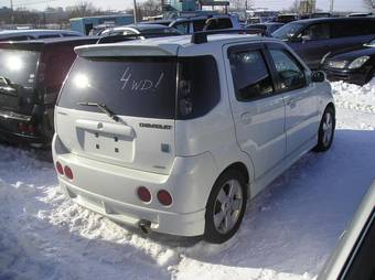 2002 Suzuki Chevrolet Cruze Pictures