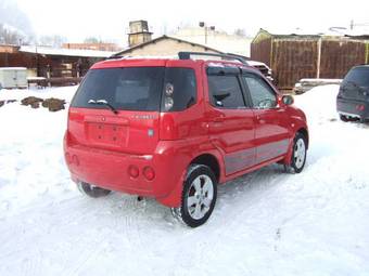 2002 Suzuki Chevrolet Cruze Photos