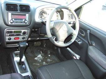 2002 Suzuki Chevrolet Cruze Pictures