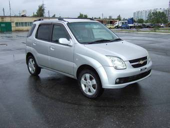 2002 Suzuki Chevrolet Cruze Photos