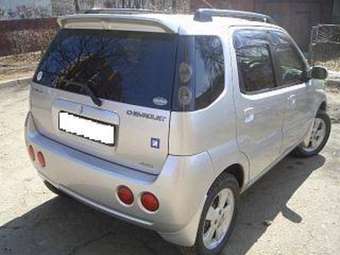 2003 Suzuki Chevrolet Cruze Photos