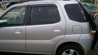 2003 Suzuki Chevrolet Cruze Pictures