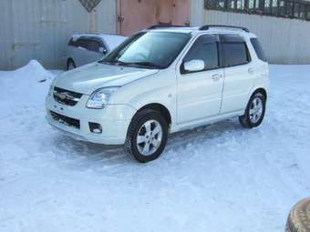 2003 Suzuki Chevrolet Cruze Pictures
