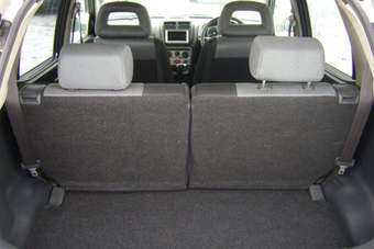 2003 Suzuki Chevrolet Cruze Photos