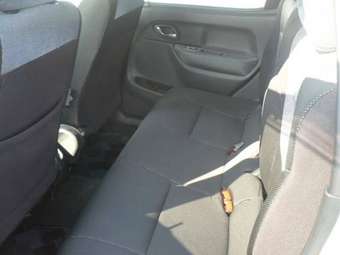 2003 Suzuki Chevrolet Cruze Photos